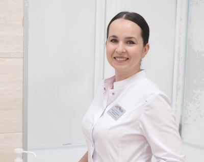 Медсестра Юлия Григорьева: «Когда слышу слова благодарности от пациентов, еще раз убеждаюсь - я на своем месте» Медсестра Юлия Григорьева: «Когда слышу слова благодарности от пациентов, еще раз убеждаюсь - я на своем месте»